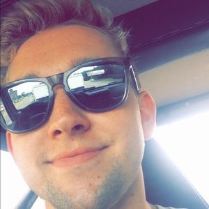 Meet your Posher, Benjamin